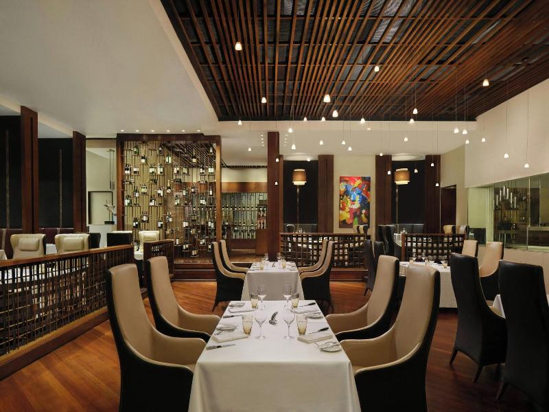 Le Meridien Kuala Lumpur image