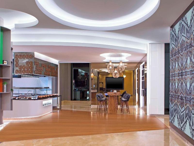 Le Meridien Kuala Lumpur image