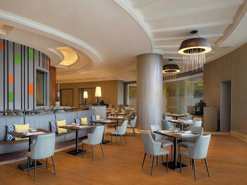 Le Meridien Kuala Lumpur image