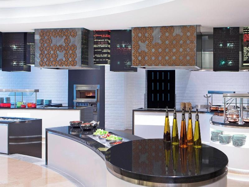 Le Meridien Kuala Lumpur image