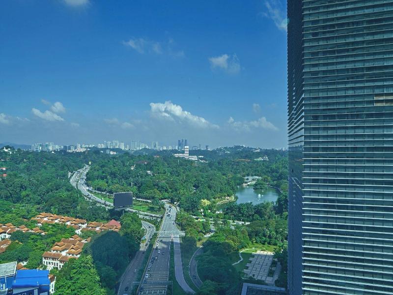 Le Meridien Kuala Lumpur image