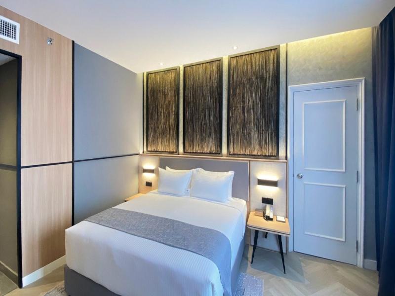 Hotel Royal Signature image