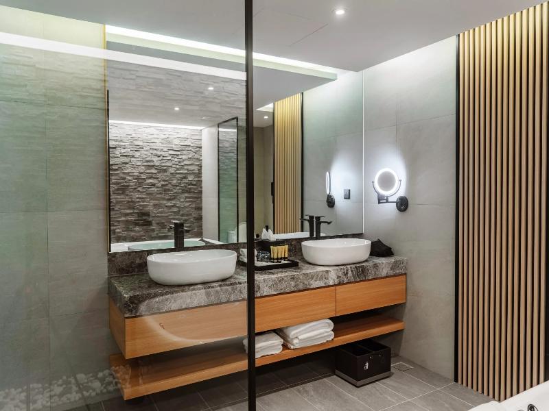 Hotel Royal Signature image