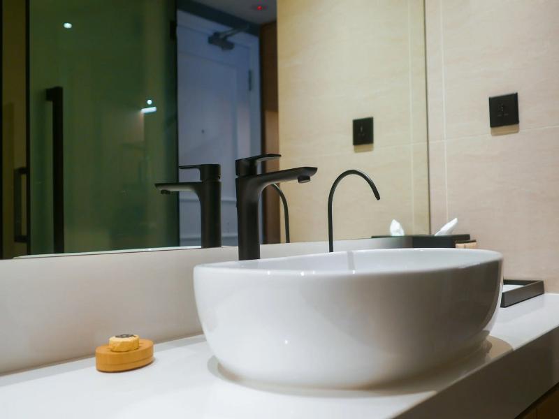 Hotel Royal Signature image