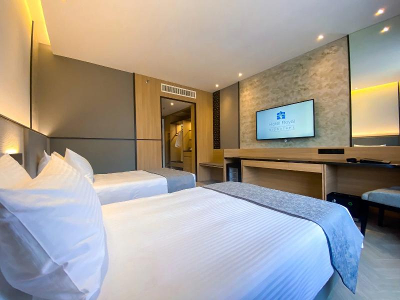 Hotel Royal Signature image