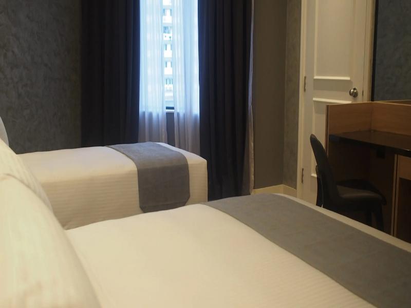 Hotel Royal Signature image