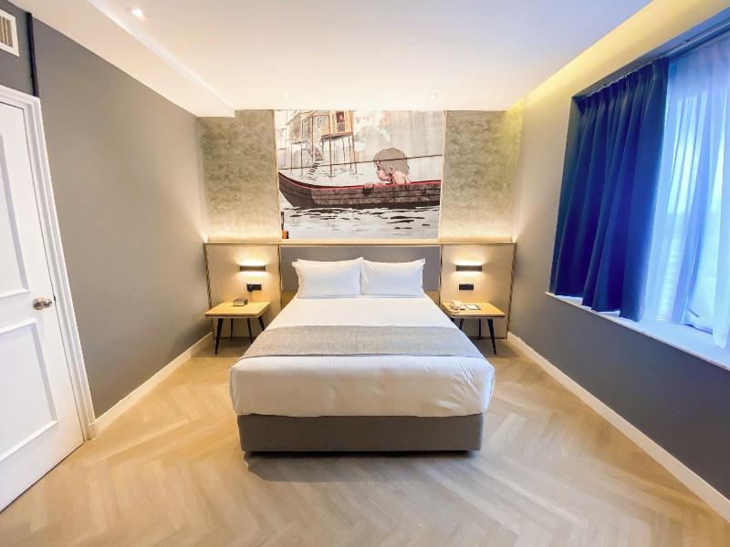 Hotel Royal Signature image