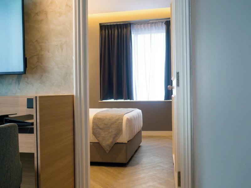 Hotel Royal Signature image