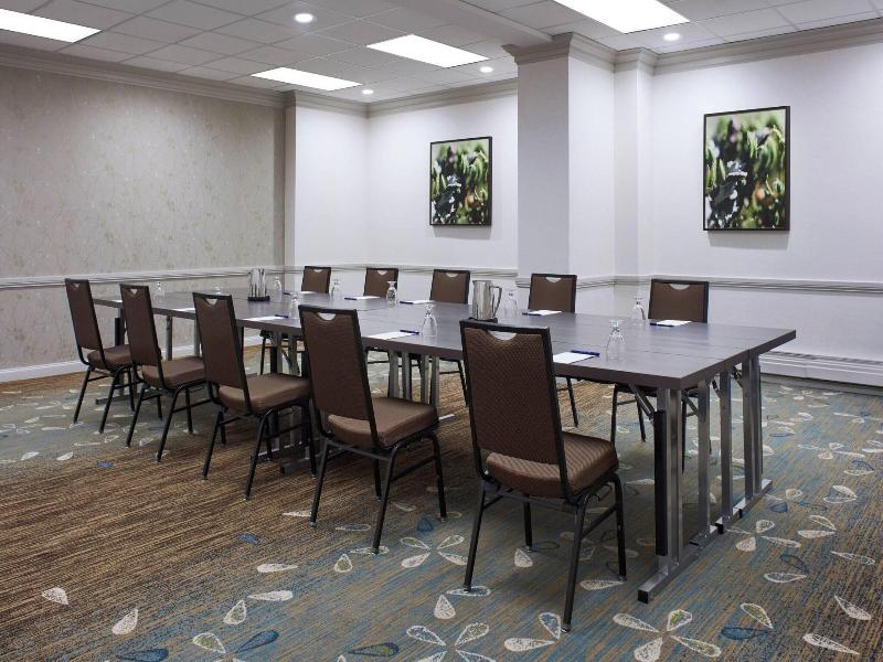 Delta Hotels Winnipeg image