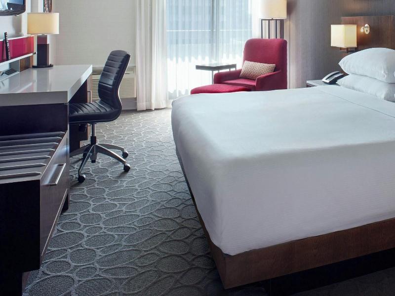 Delta Hotels Winnipeg image