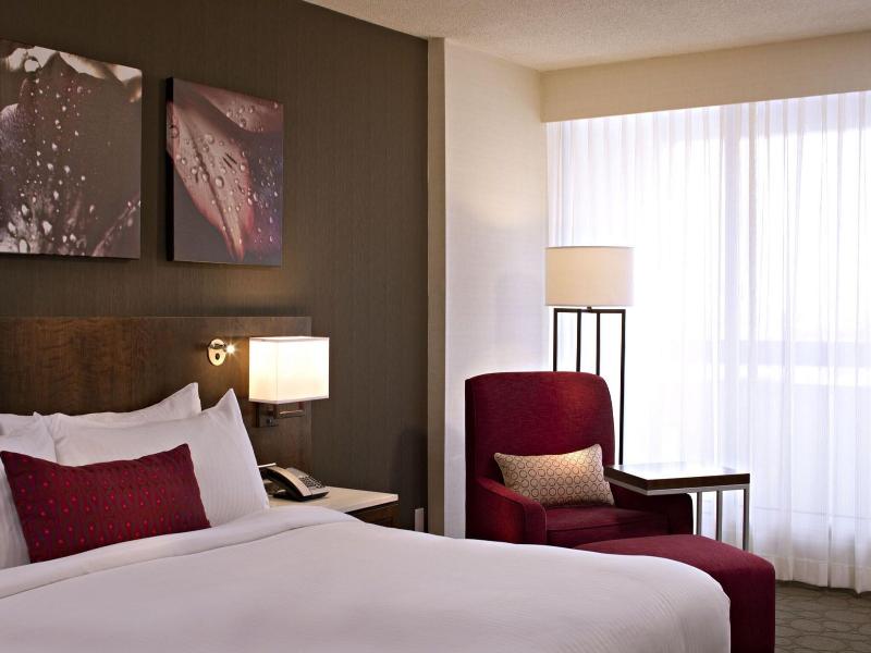 Delta Hotels Winnipeg image