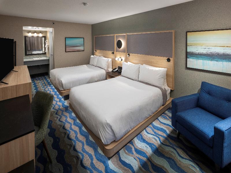Accent Inn Kelowna image
