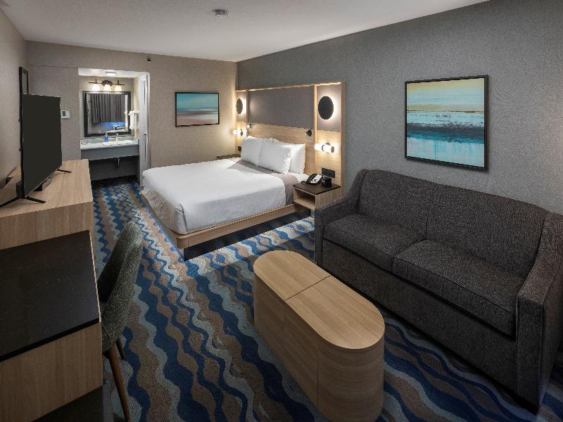 Accent Inn Kelowna image