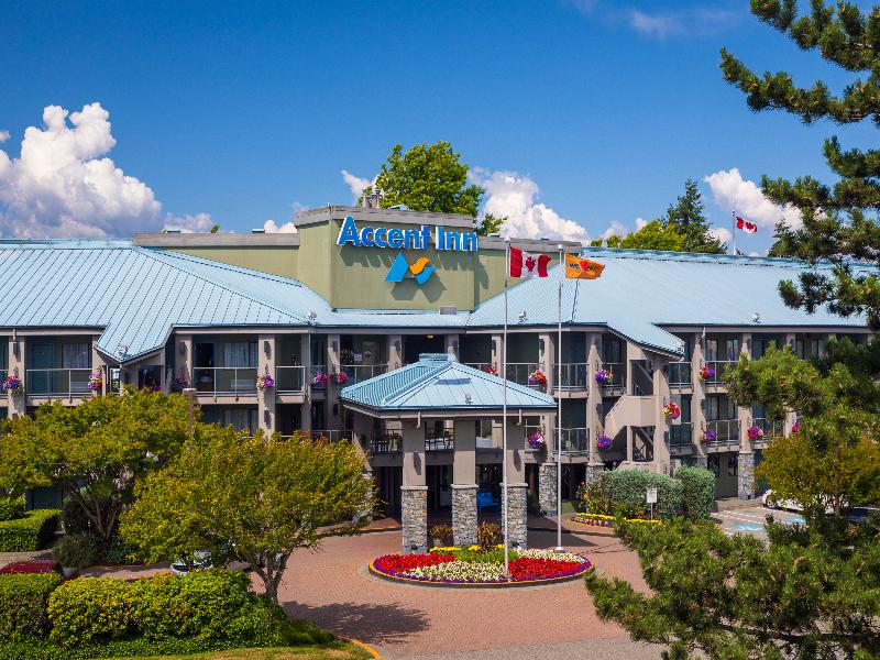 Accent Inn Vancouver Airport image