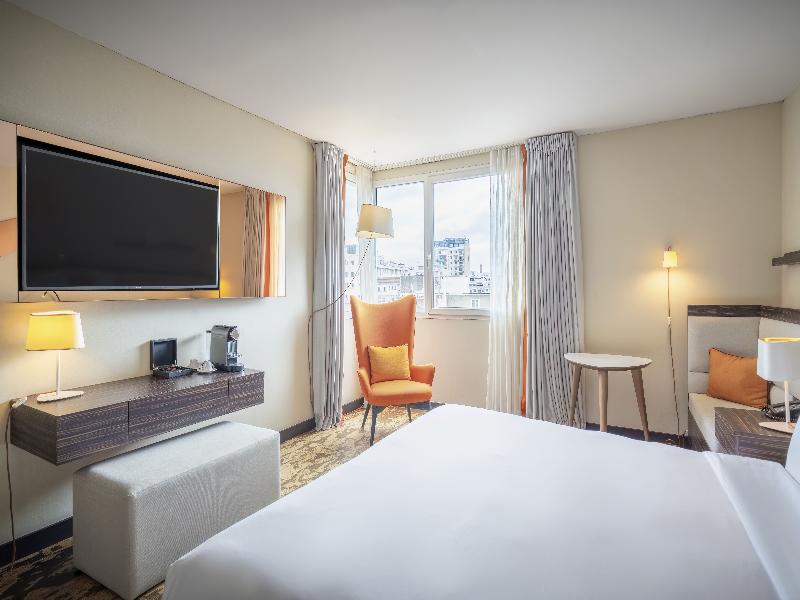 DoubleTree by Hilton Paris Boulogne image