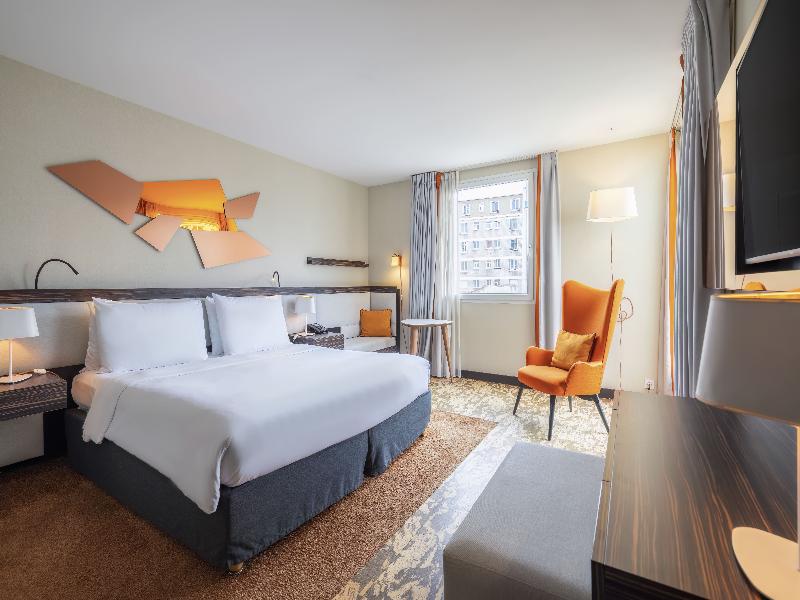 DoubleTree by Hilton Paris Boulogne image