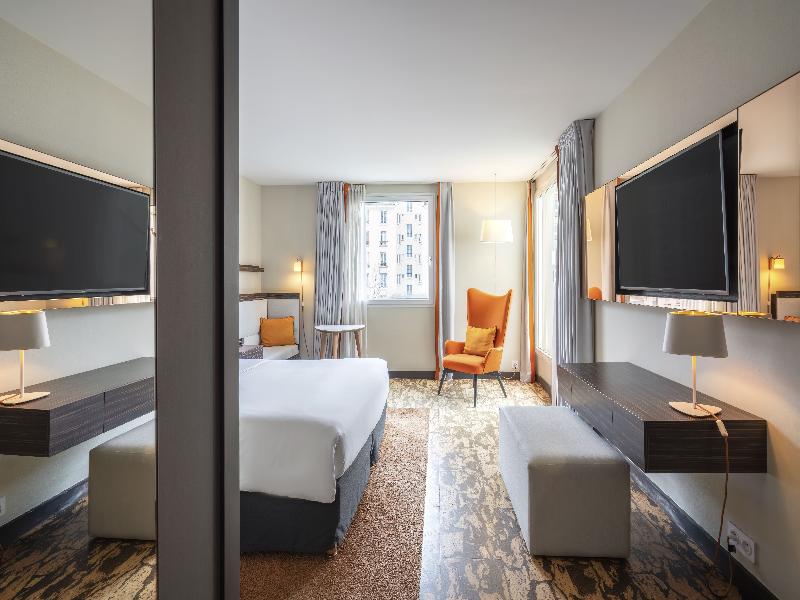 DoubleTree by Hilton Paris Boulogne image