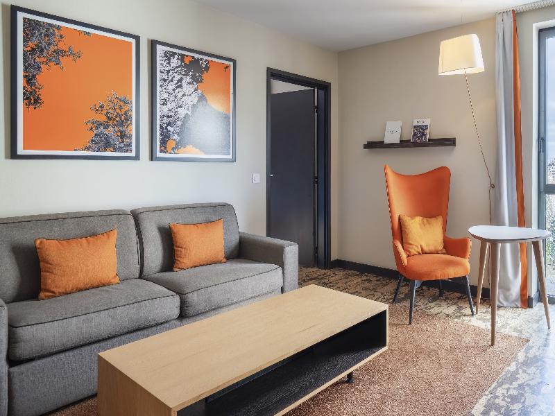 DoubleTree by Hilton Paris Boulogne image