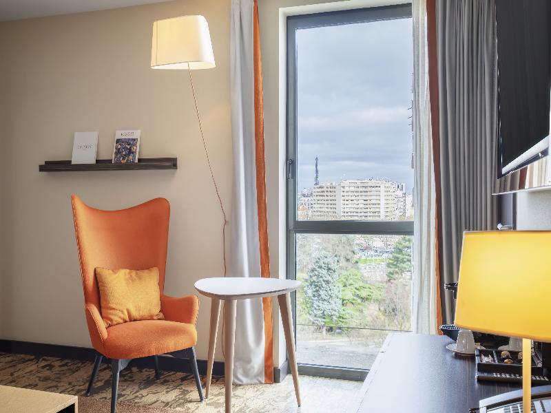 DoubleTree by Hilton Paris Boulogne image