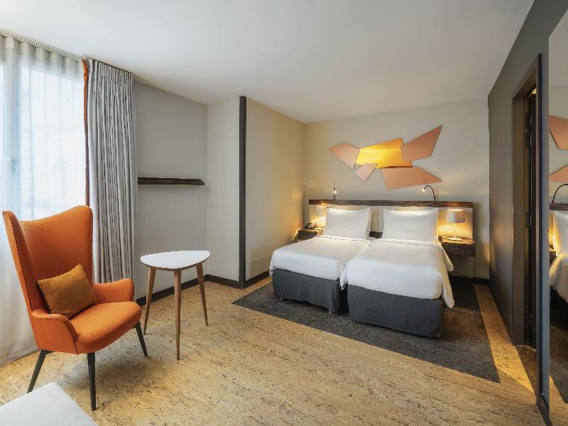 DoubleTree by Hilton Paris Boulogne image