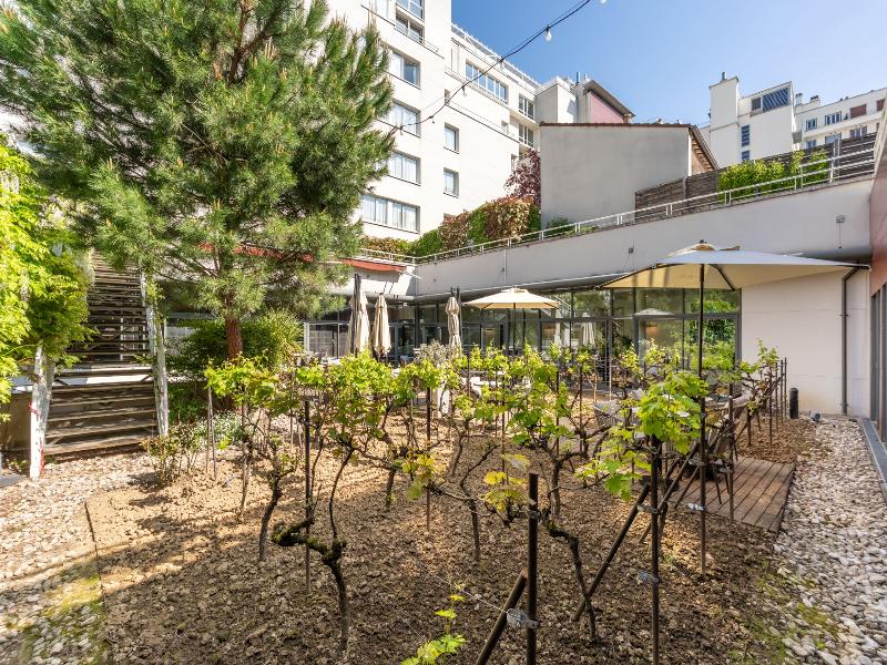 DoubleTree by Hilton Paris Boulogne image