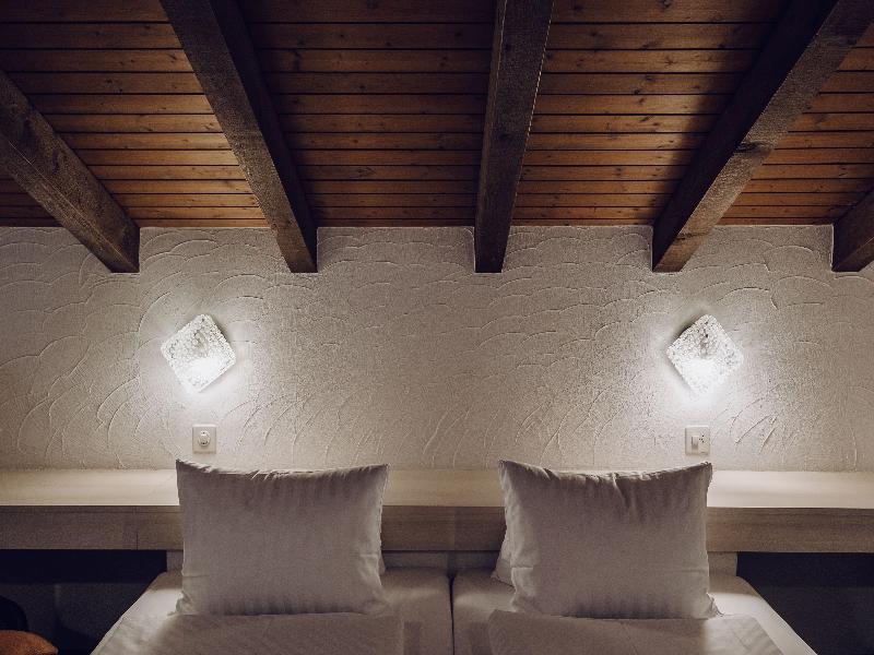 Hotel Chalet Swiss image
