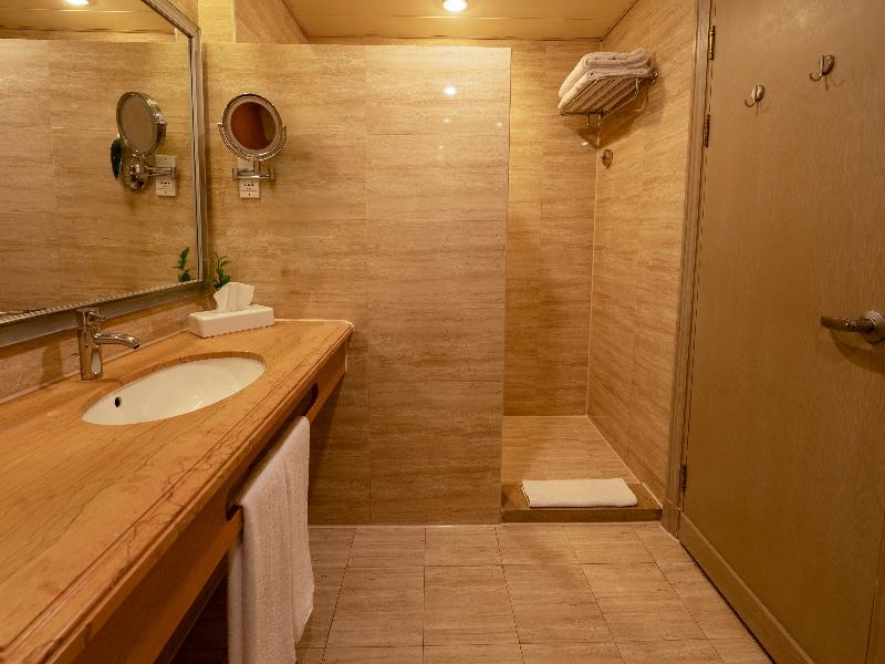 JAZ Elite Palace - Adults Only image