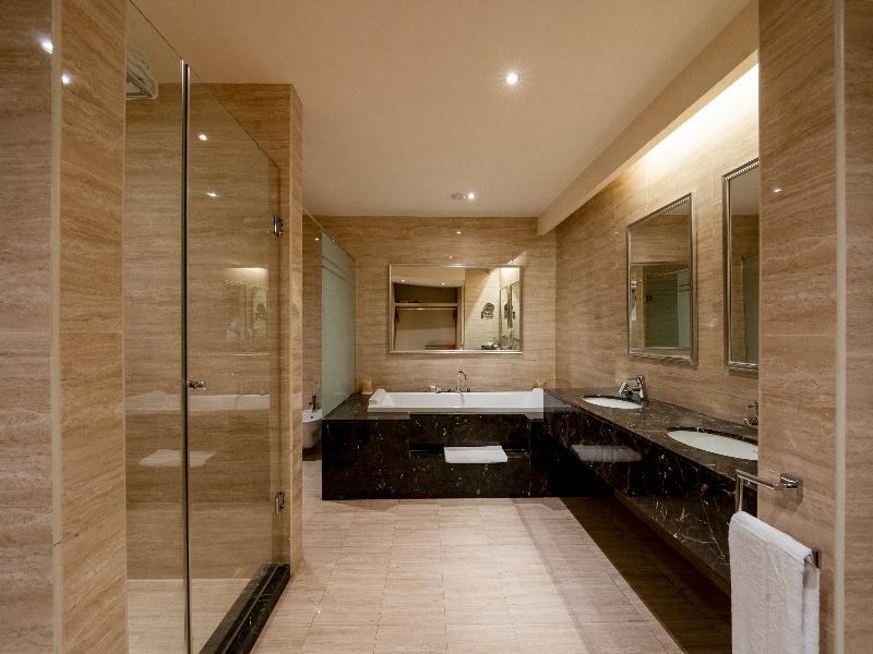 JAZ Elite Palace - Adults Only image