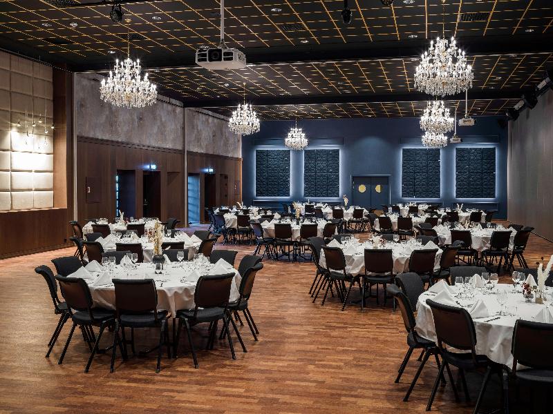 Quality Hotel Grand Royal image