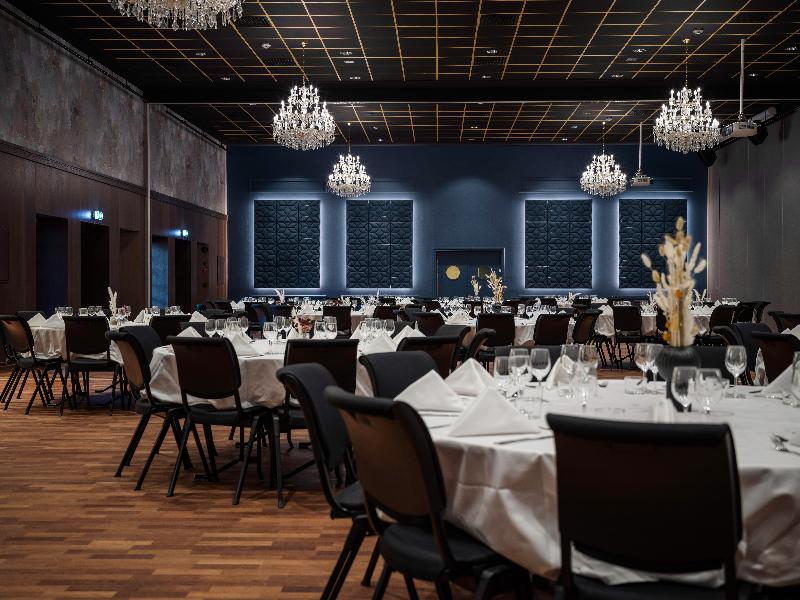 Quality Hotel Grand Royal image