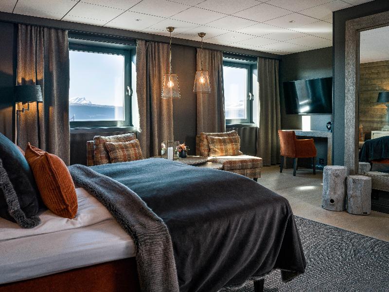 Quality Hotel Grand Royal image
