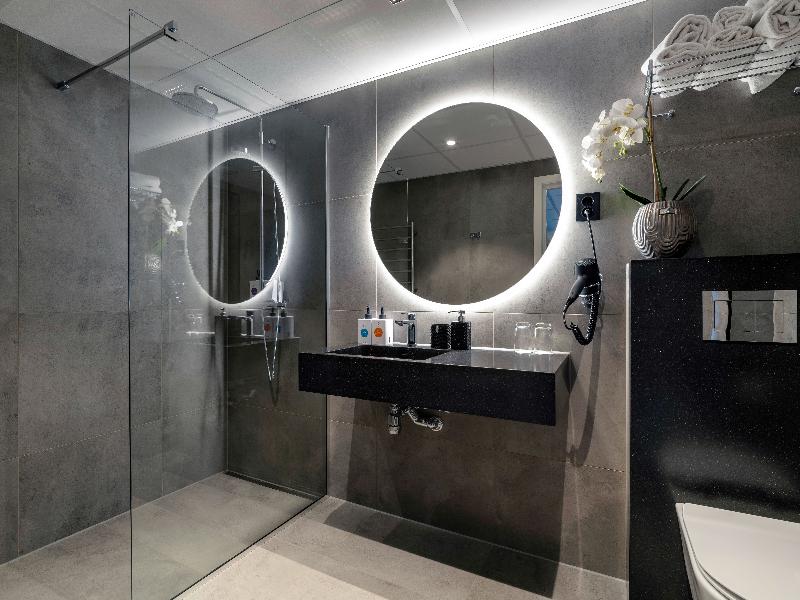 Quality Hotel Grand Royal image