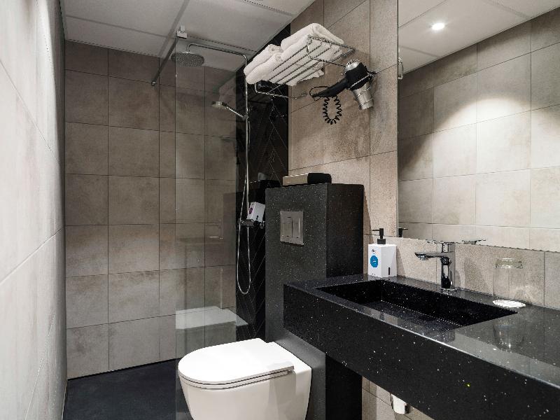 Quality Hotel Grand Royal image