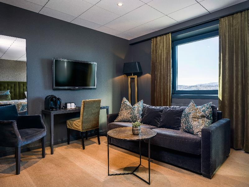 Quality Hotel Grand Royal image