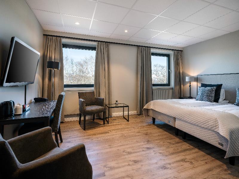 Quality Hotel Grand Royal image