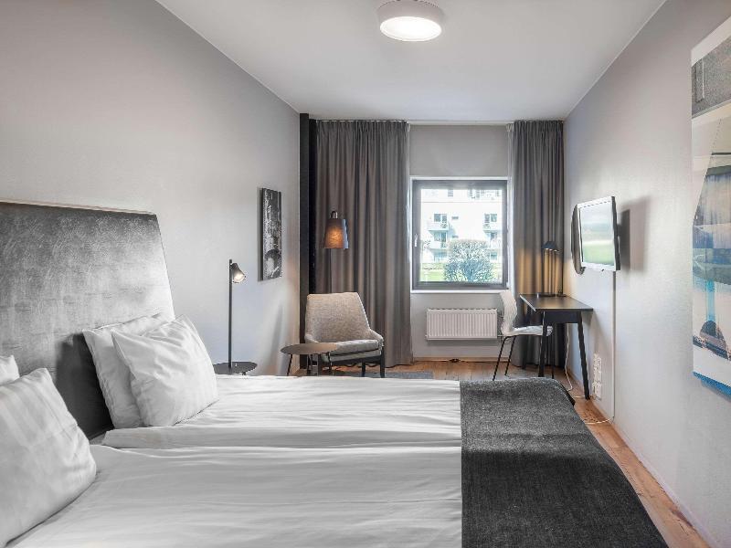 Quality Hotel 11 image