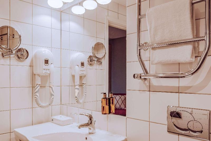 Home Hotel Odin image