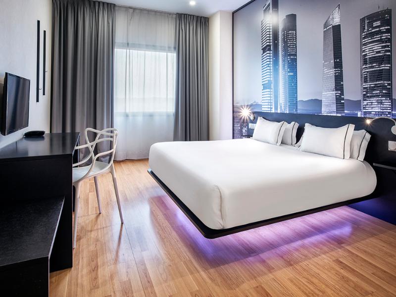 B&B HOTEL Madrid Aeropuerto T4 image