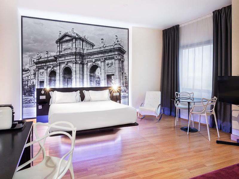 B&B HOTEL Madrid Aeropuerto T4 image