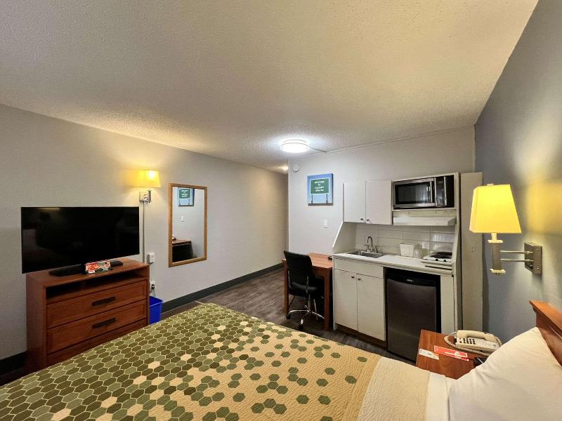 Econo Lodge Motel Village Hotel Econo Lodge Motel Village Hotel