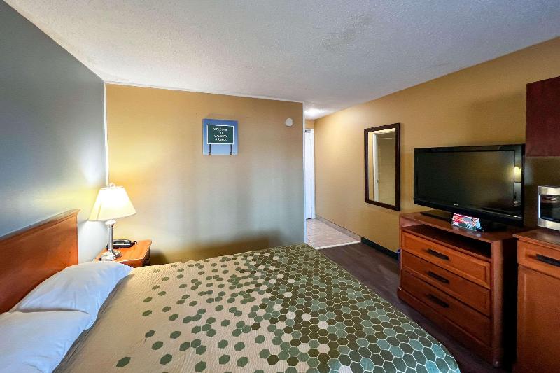 Econo Lodge Motel Village Hotel Econo Lodge Motel Village Hotel