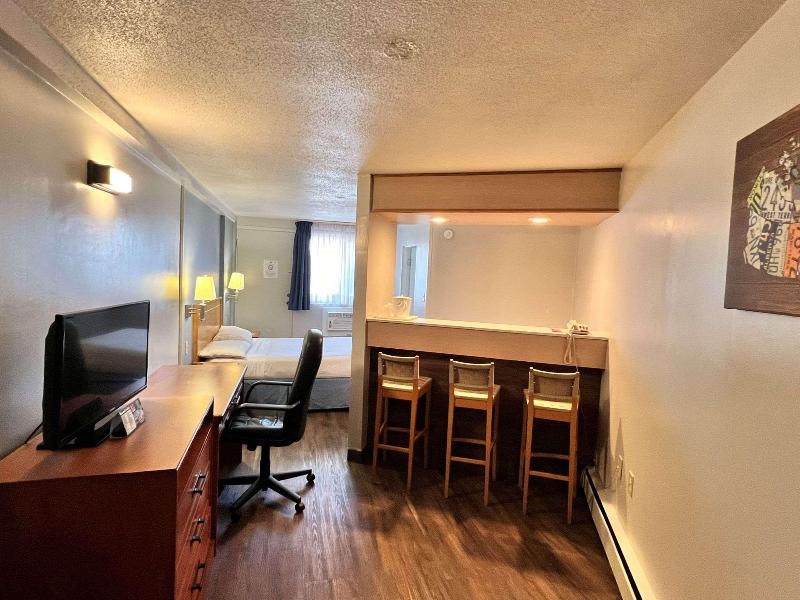 Econo Lodge Motel Village Hotel Econo Lodge Motel Village Hotel