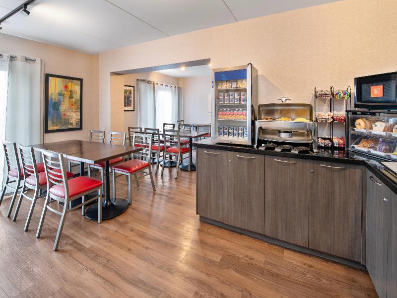 Comfort Inn Hamilton image