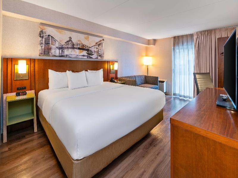 Comfort Inn Hamilton image