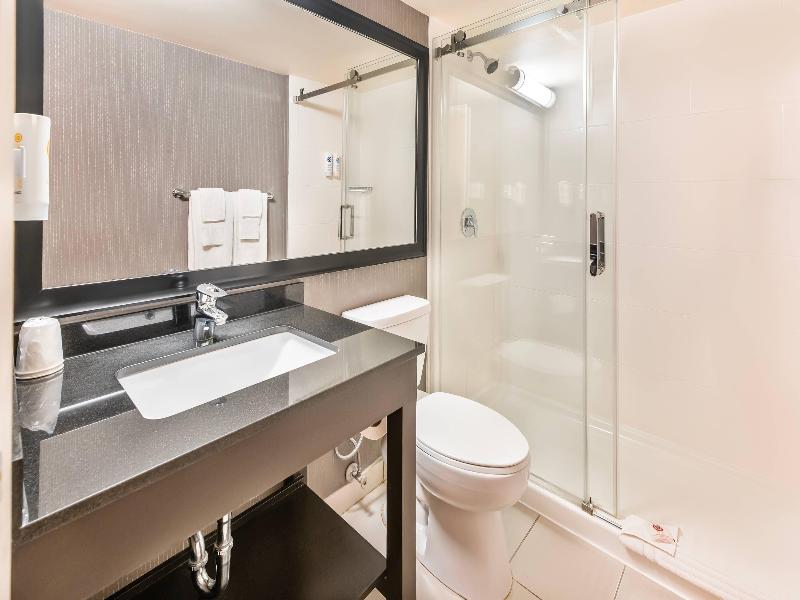 Comfort Inn Hamilton image