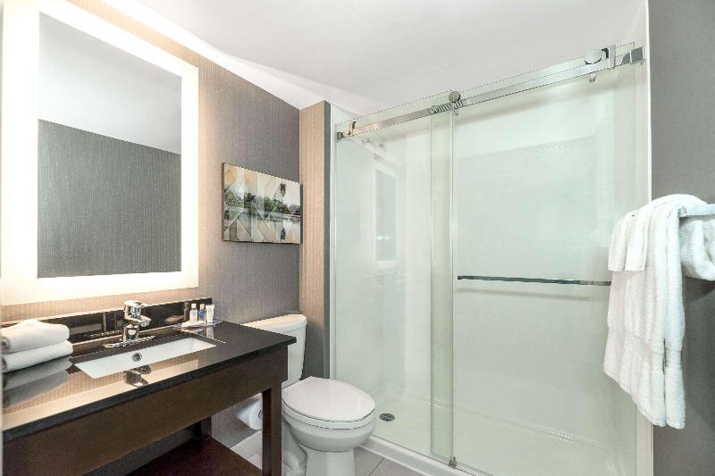 Comfort Inn West-Kanata image
