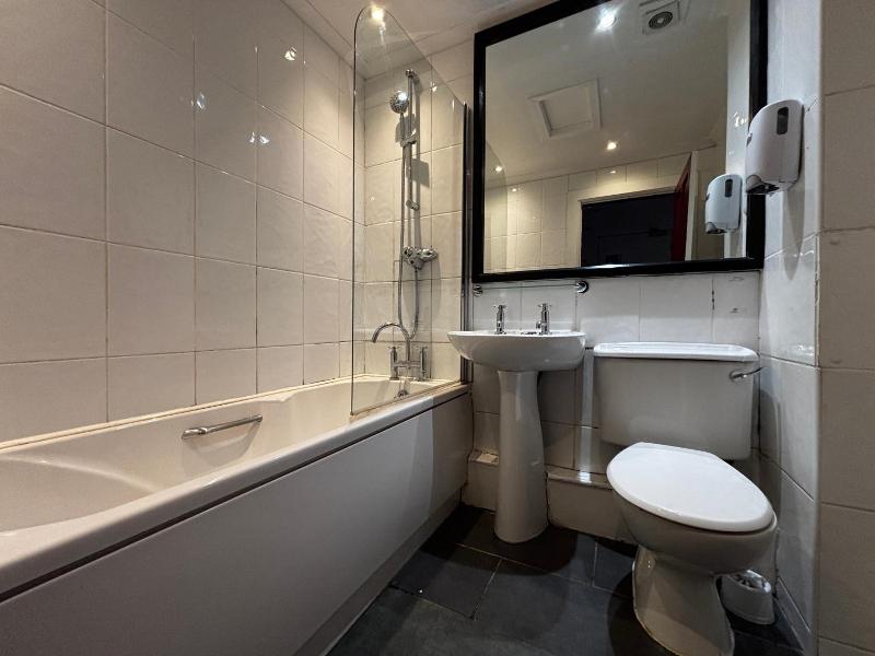 Safestay Glasgow image