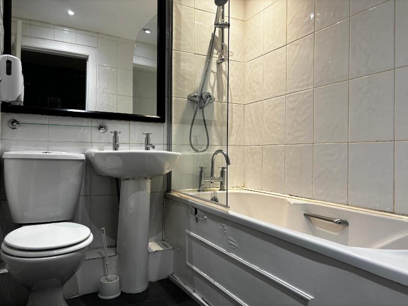 Safestay Glasgow image