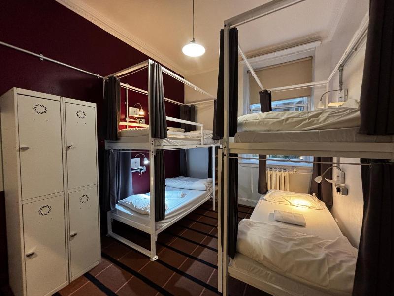 Safestay Glasgow image