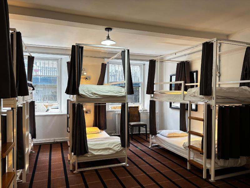Safestay Glasgow image